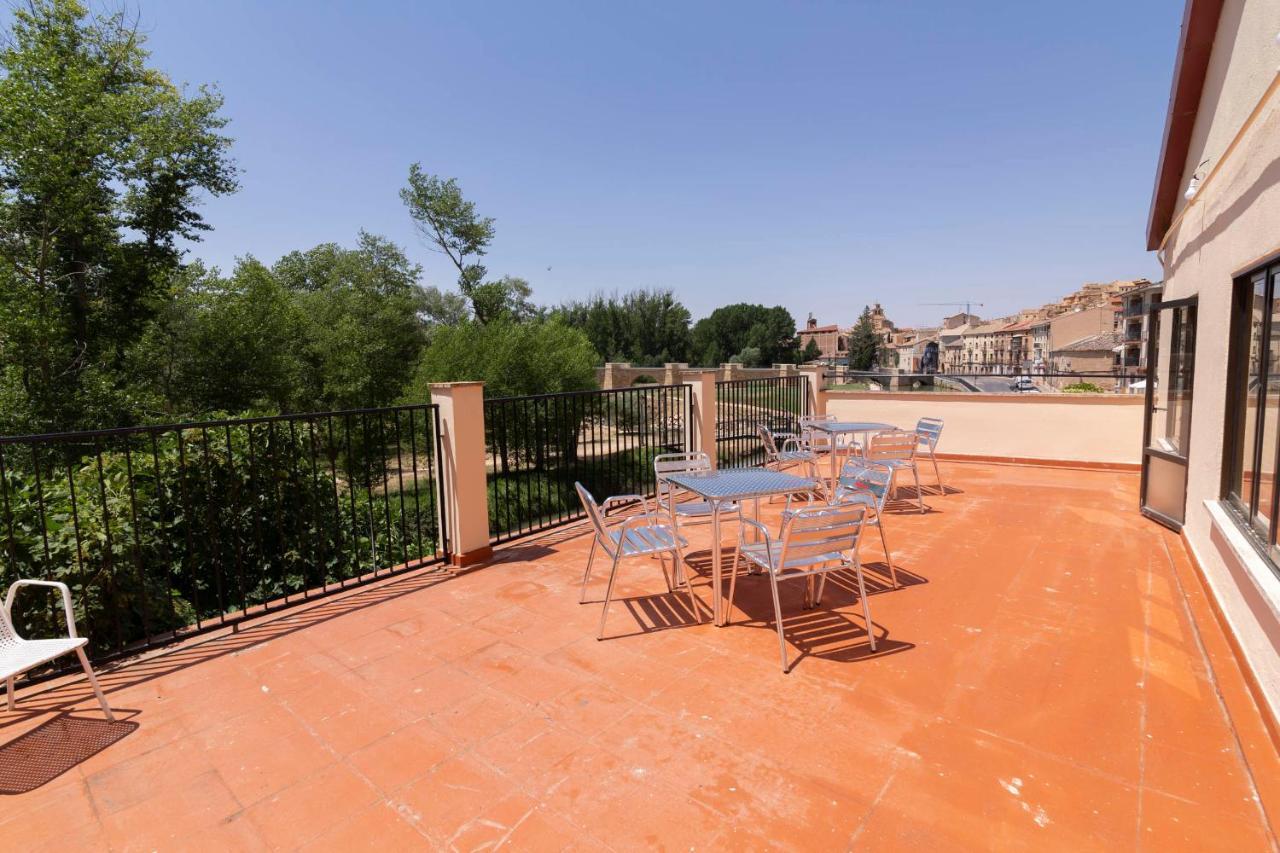 Apartamentos El Balcon Del Duero San Esteban De Gormaz Eksteriør bilde